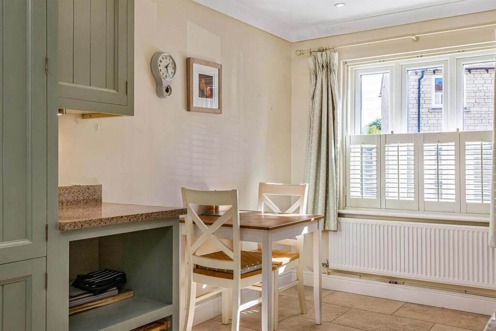 Kitchen - Dining Room 6.jpg