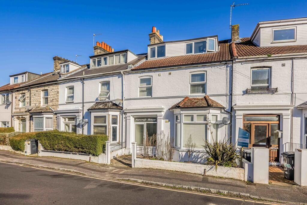 21 Norwich Avenue...