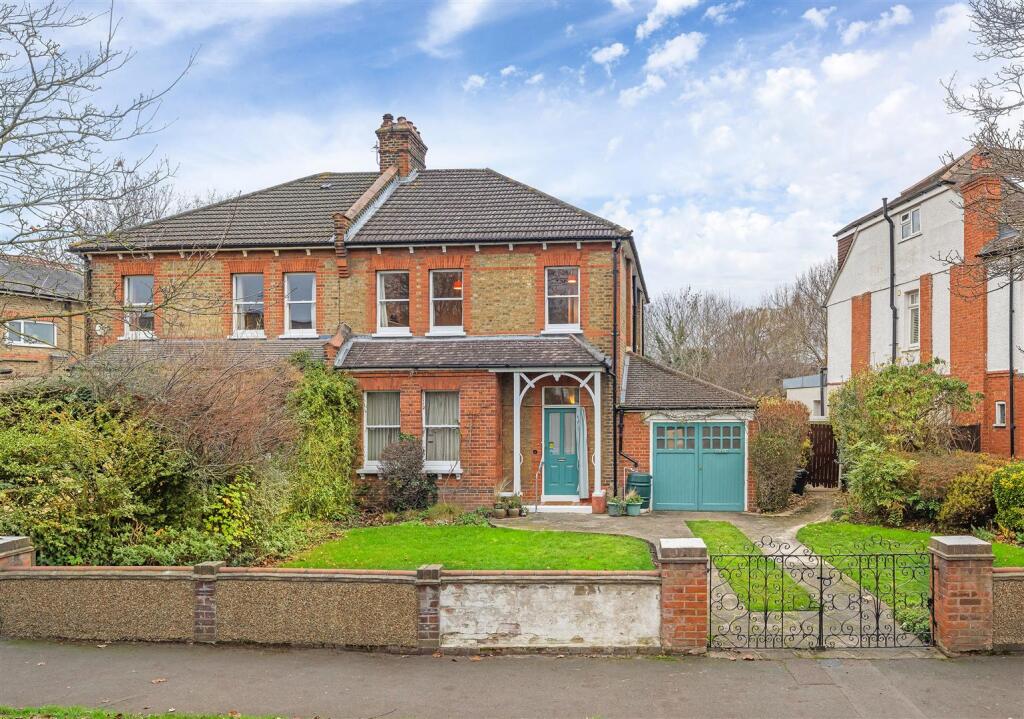 Reddons Road-16.JPG