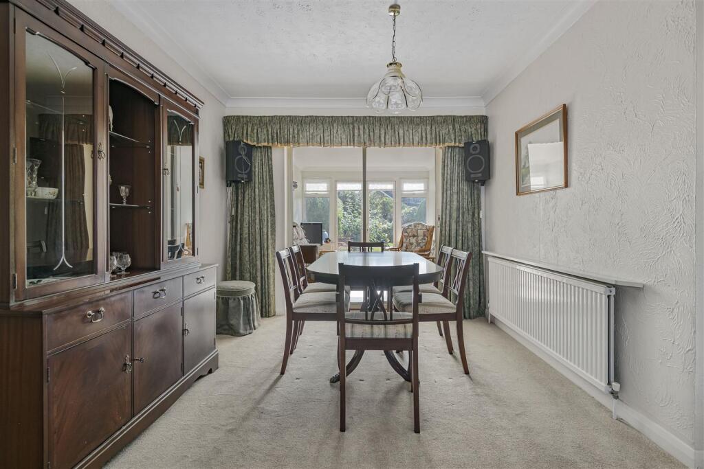 DINING ROOM AREA