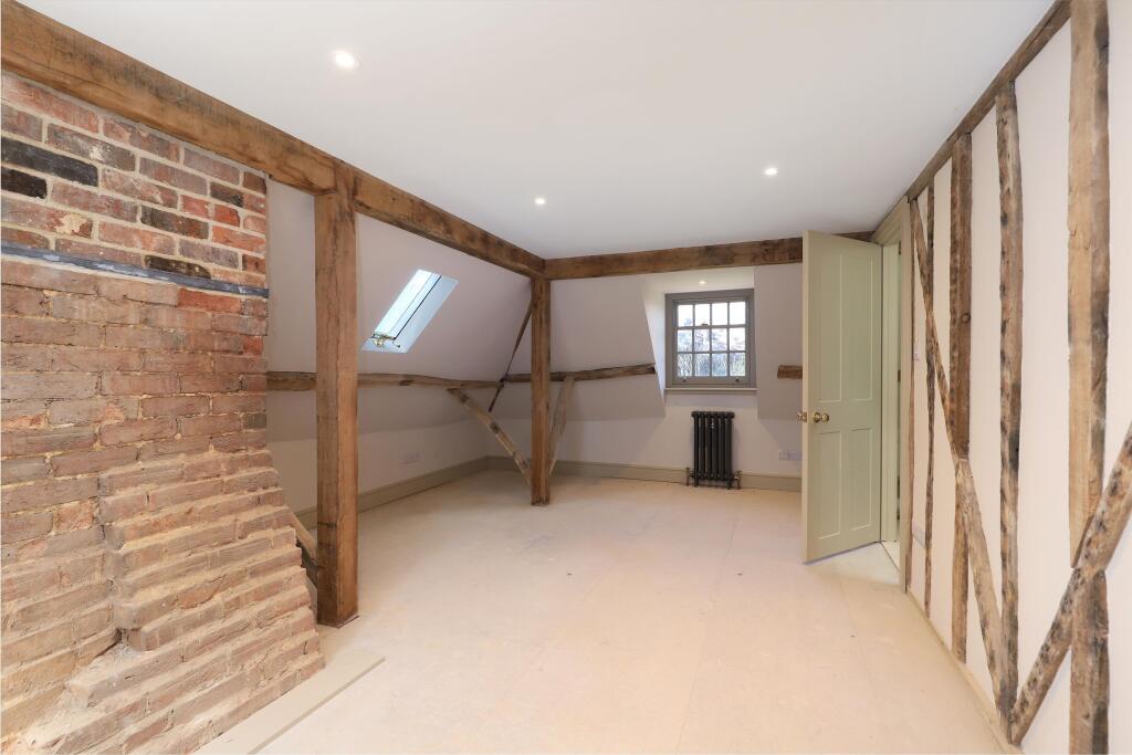 Bedroom 4 - third fl