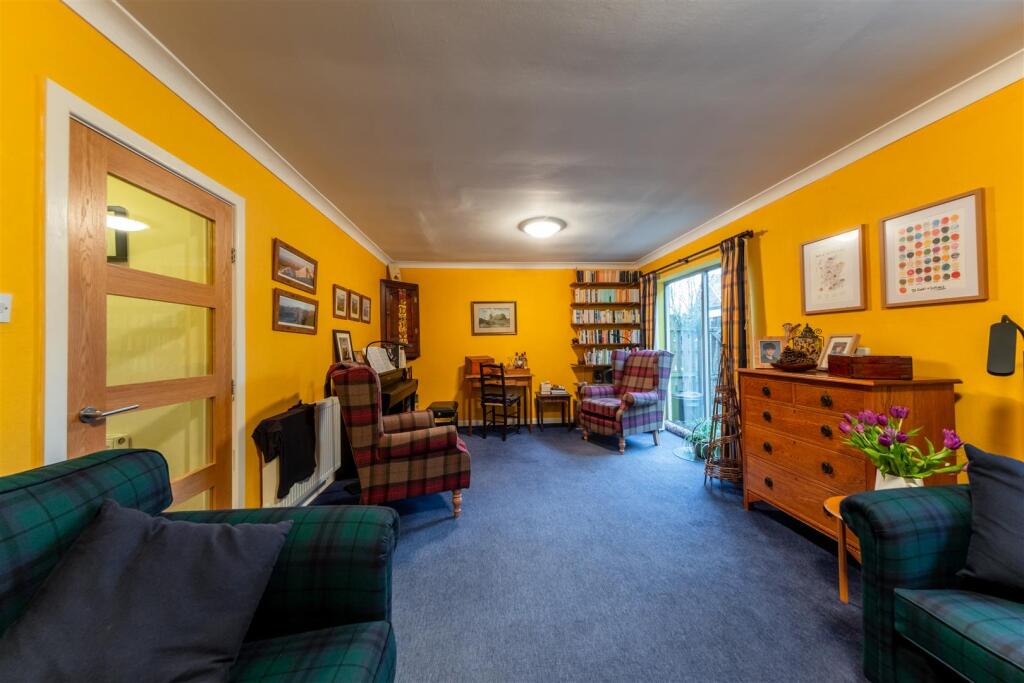 35 Orchard Way-010.jpg