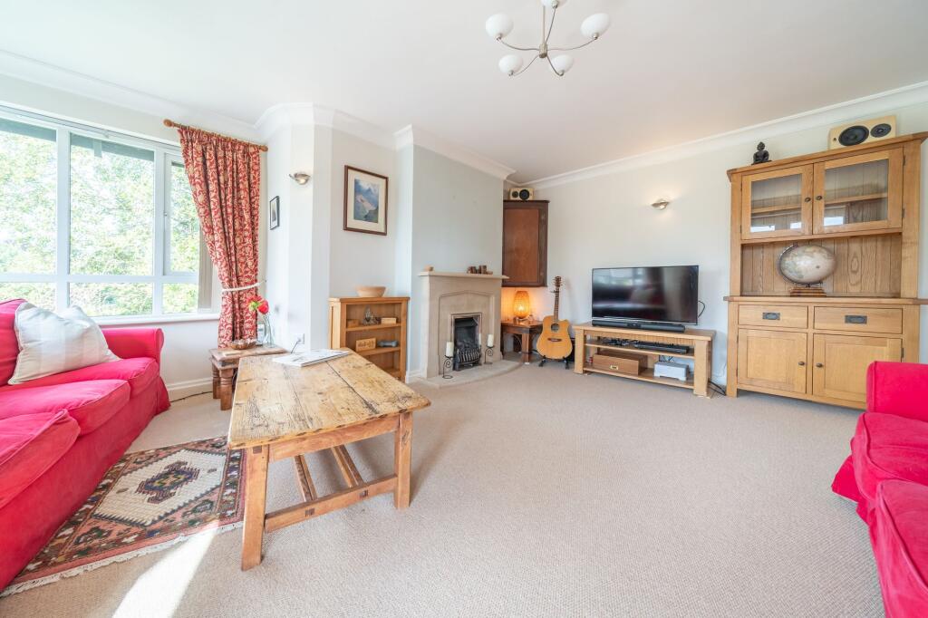 SITTING ROOM