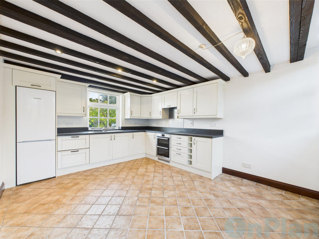 Mentmore Kitchen cupboard 1