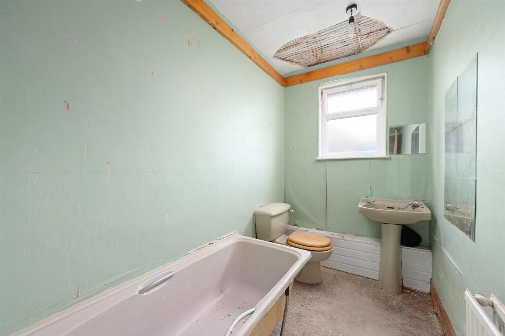 22CarnockRoad005.JPG