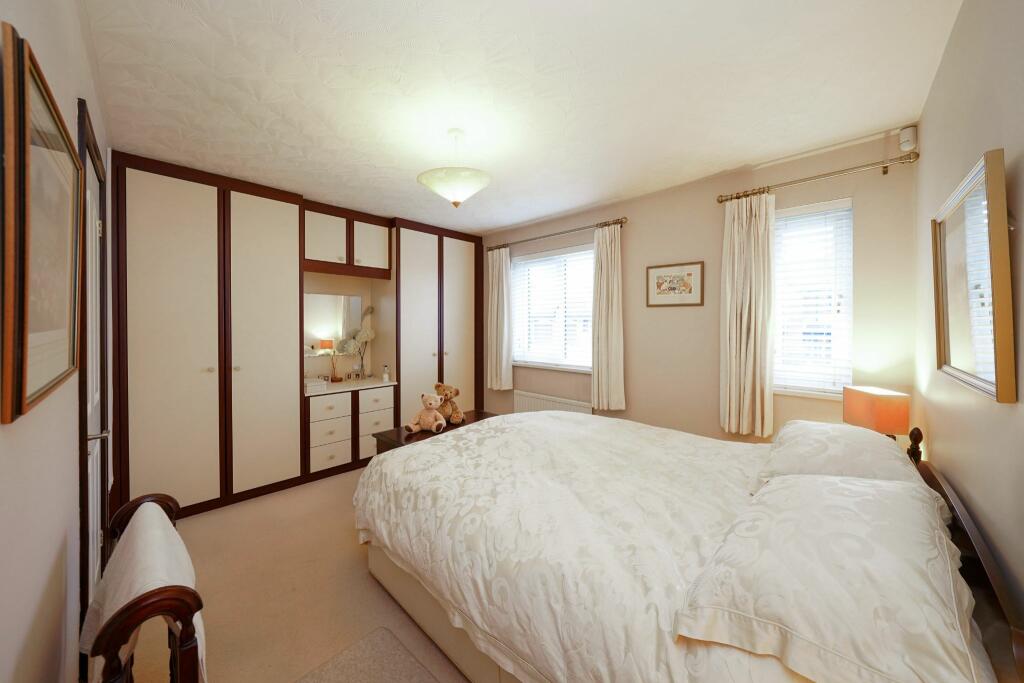 Photograph 28