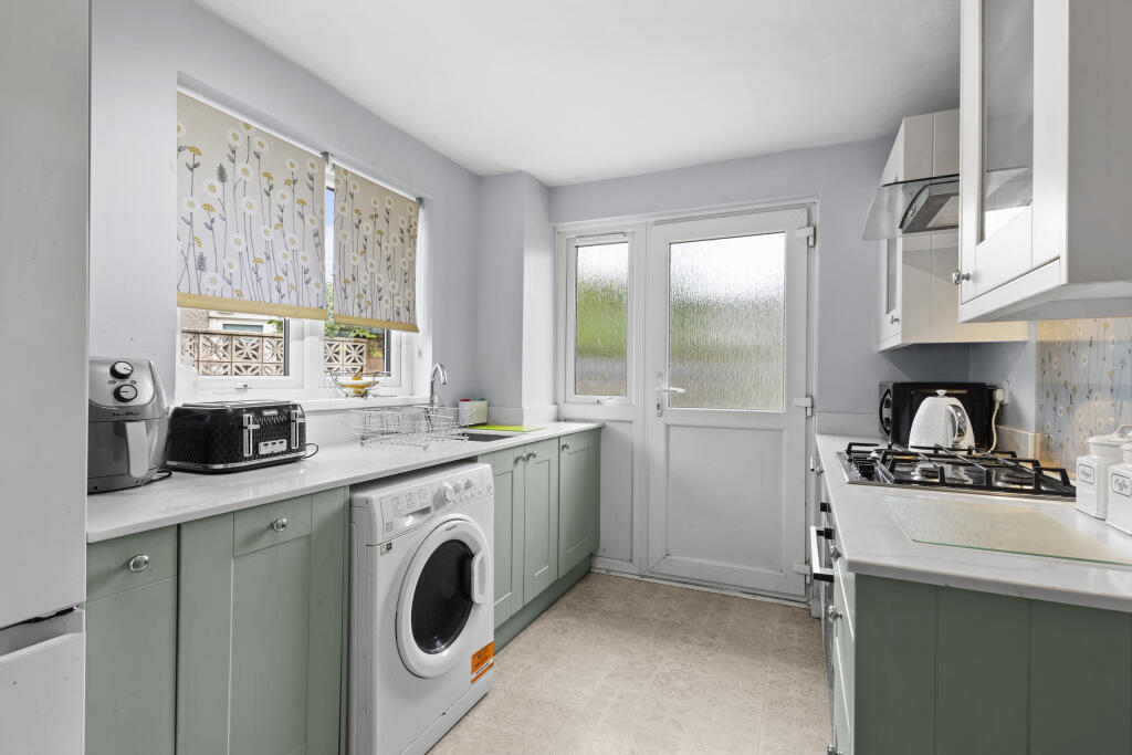 Kitchen 1