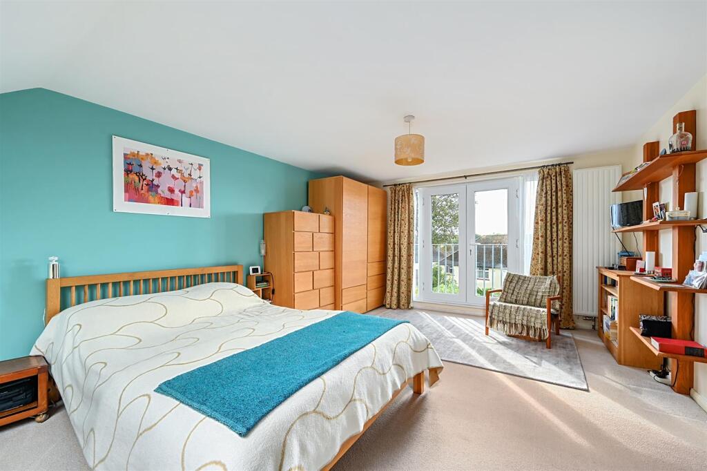 Foredown Road, BN41 (20).jpg