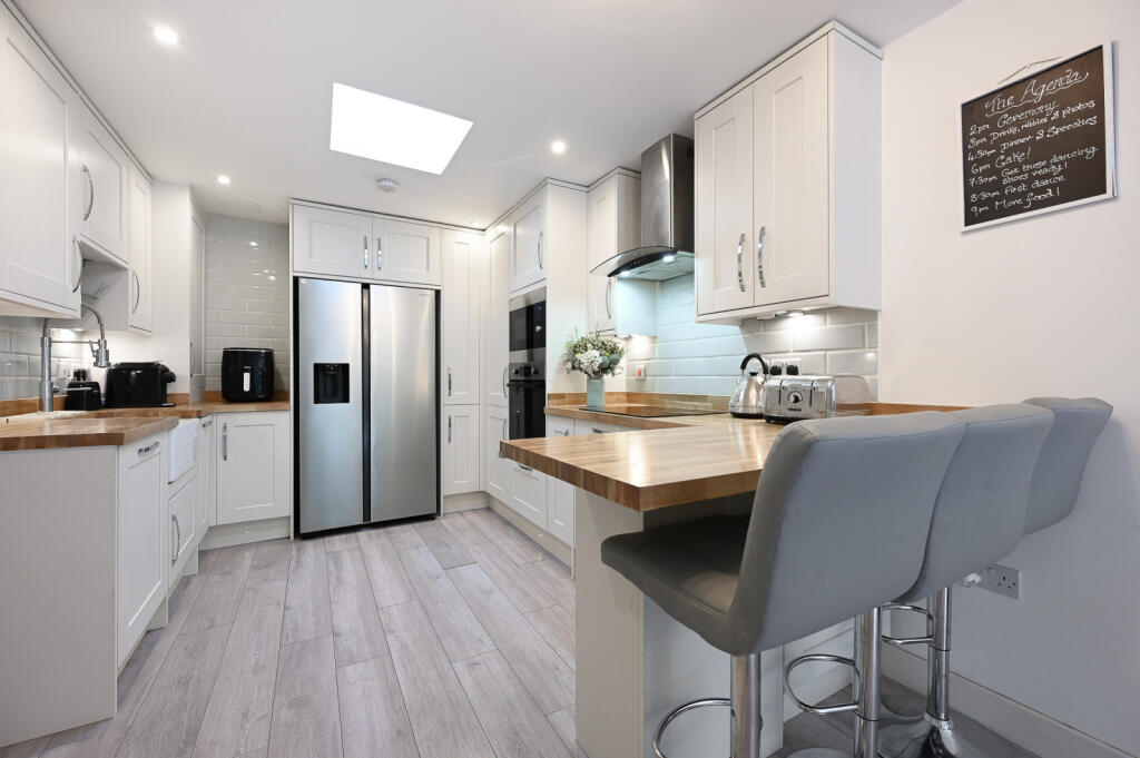 Kitchen/Breakfast Rm