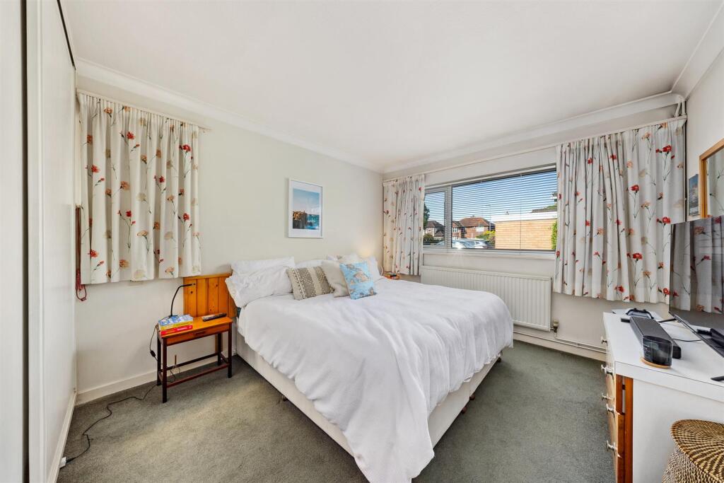 3 Cobbetts Way-14.jpg