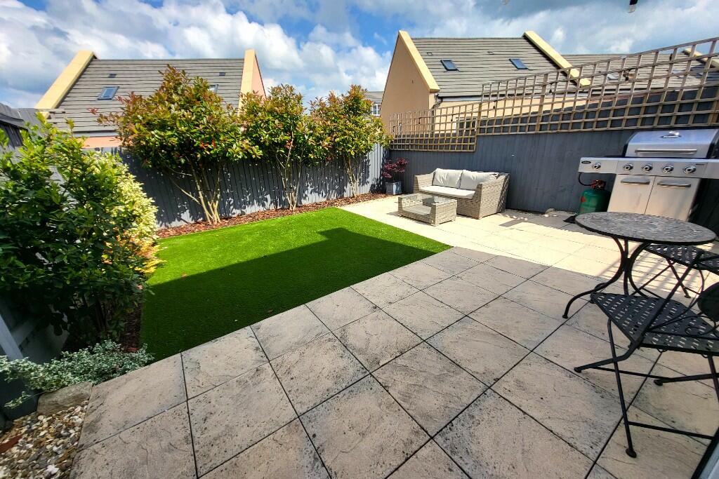 Landscaped Garden 