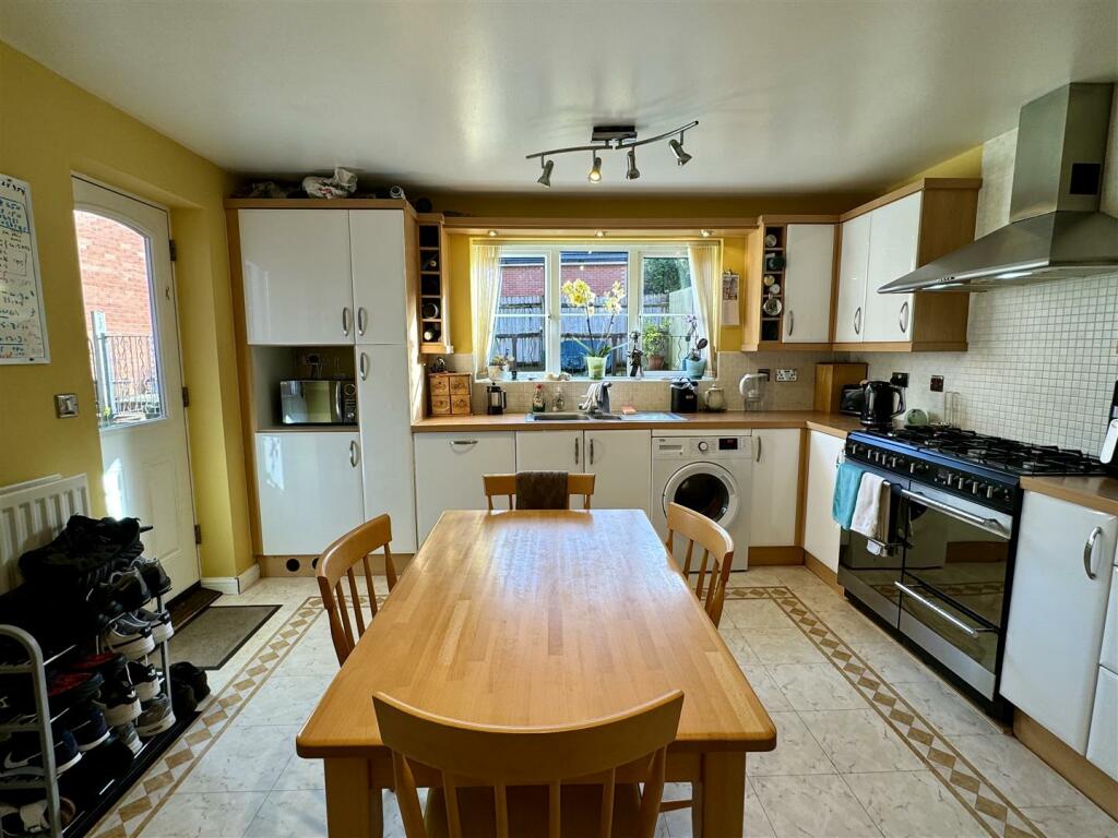 Kitchen Breakfast Room