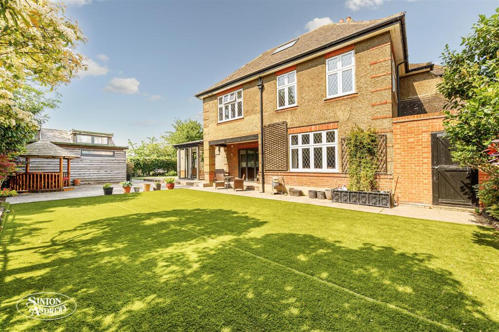 Dorincourt, Boston Gardens (16).jpg