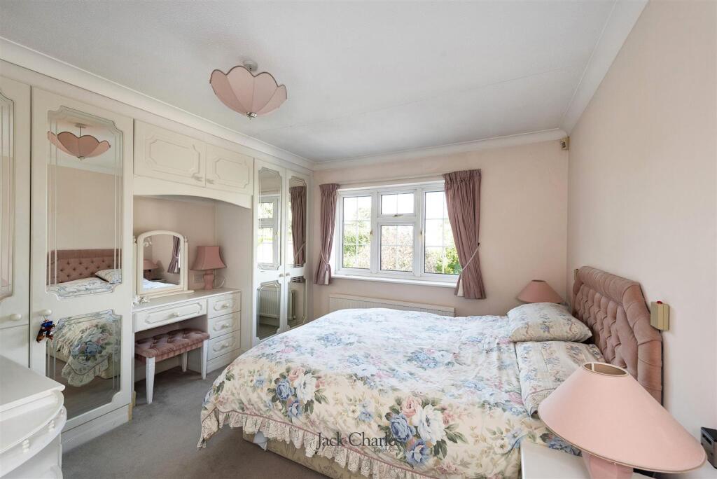 11 Allington Drive, TN10 4HH 011.jpg