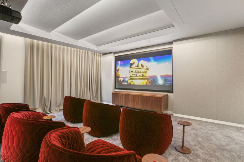 eDJJF9082_edited_low