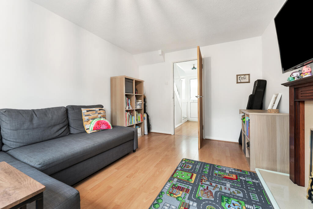 64 Hawkins Rd (1).JPG