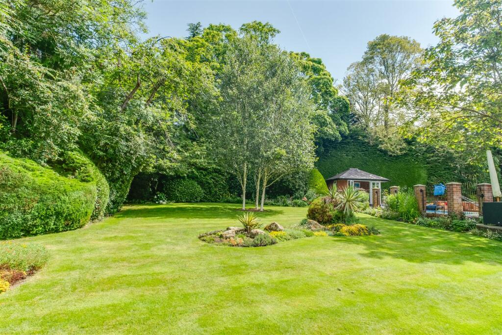 Constables -  Hinderton Road-37.jpg