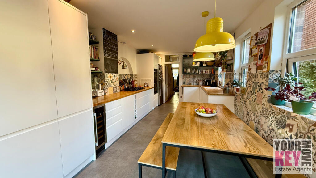 Your Key Move Estate Agents in Folkestone - Broadm