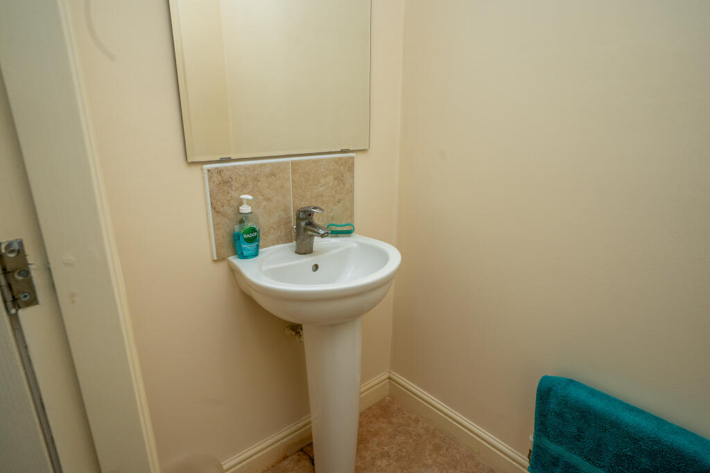 22moorlandway8
