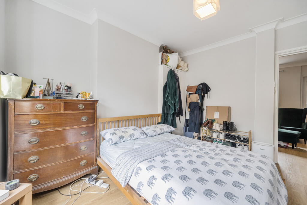 1296917-11-682d92...