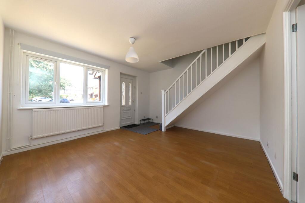 Living Room (2)