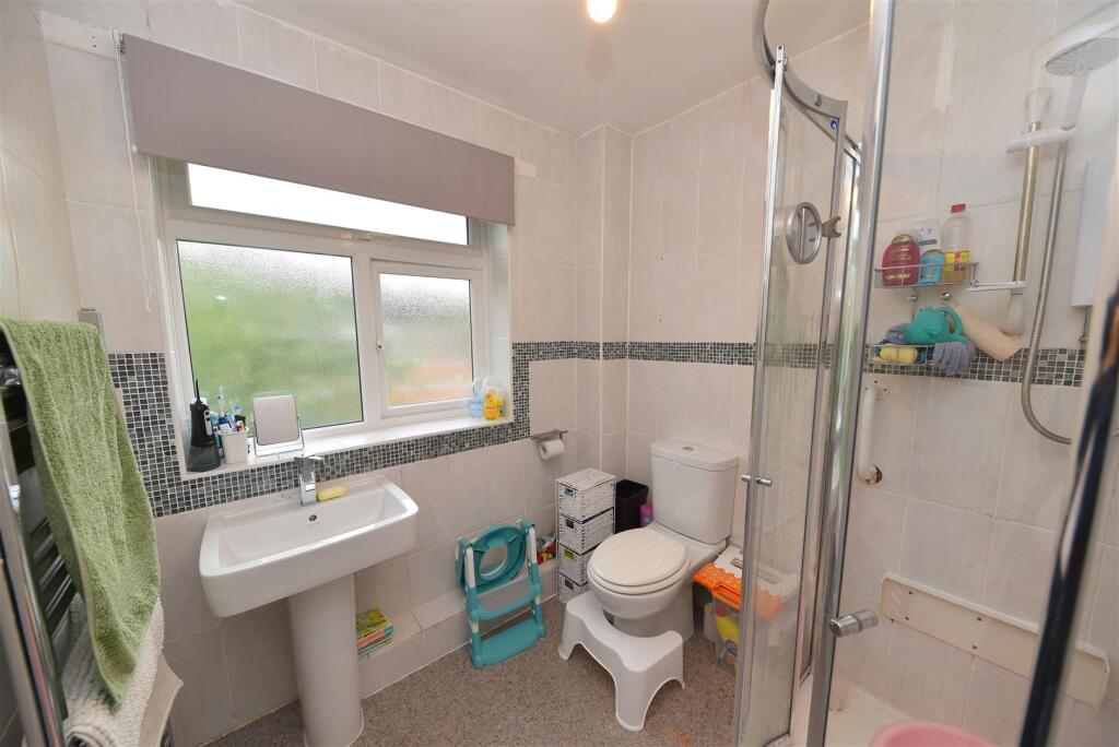 bath1.JPG