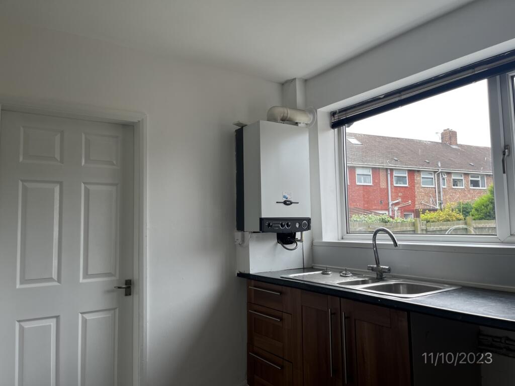 77 Owton manor lane 11.10 (13)