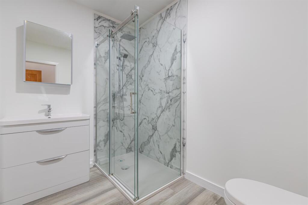 A49 - Higher Bowden Estate, Willow Bank - 250320.j