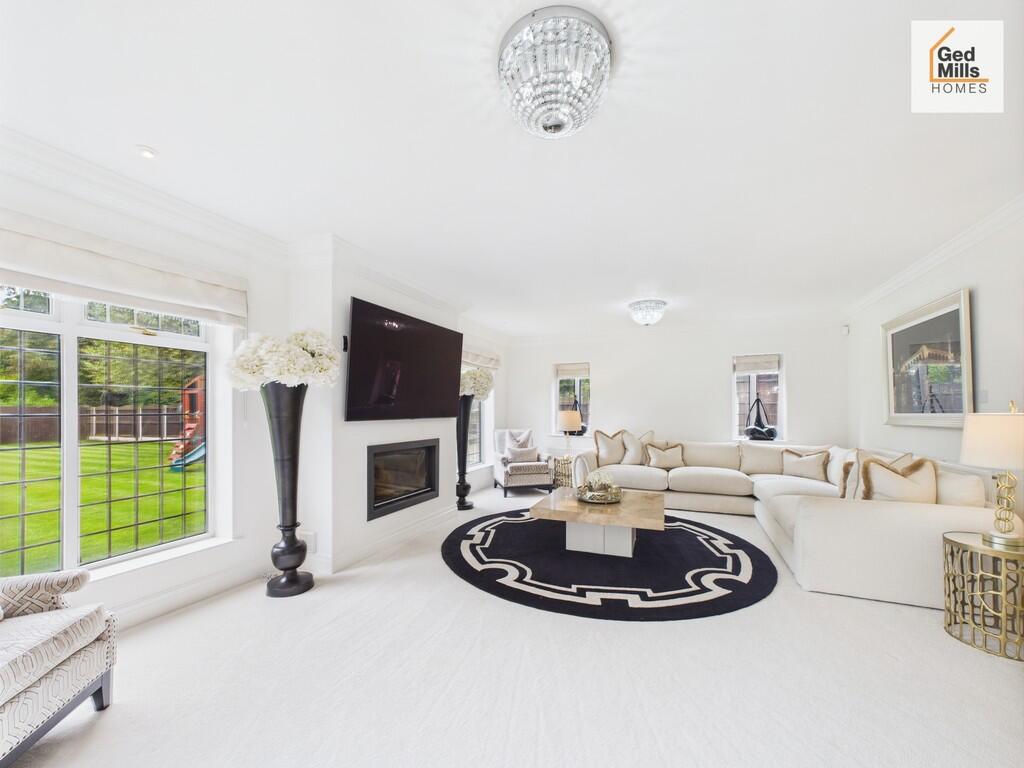 CAM04261G0-PR0080...