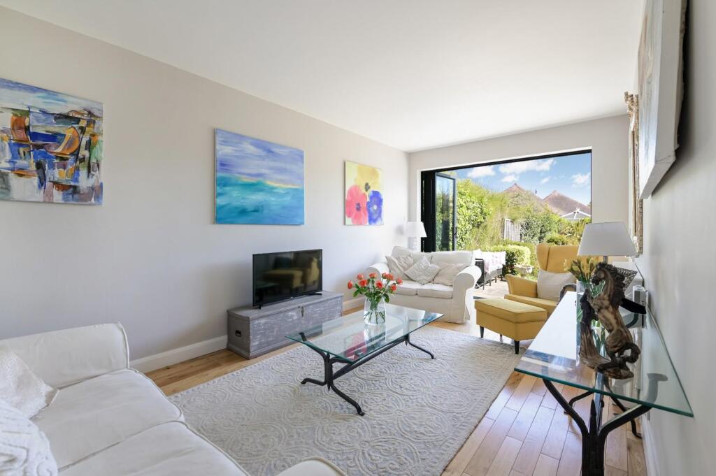 ST CLAIR DRIVE-139.jpg