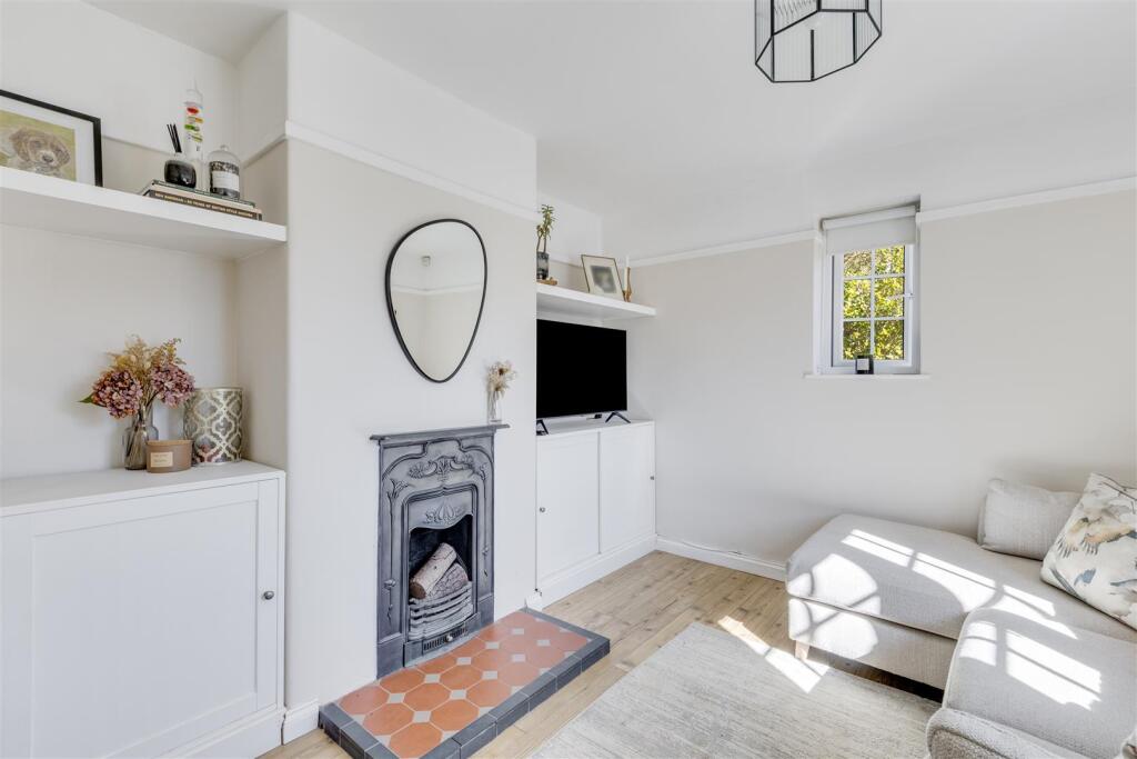 Baldock Road 72-10.jpg