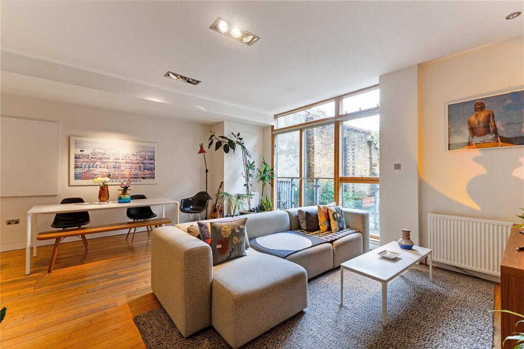 Reception/Kitchen