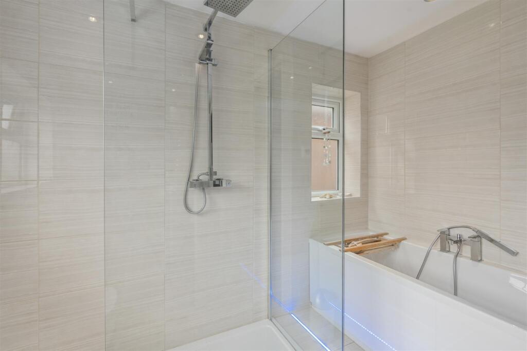 26 Kingscote Road_12.jpg