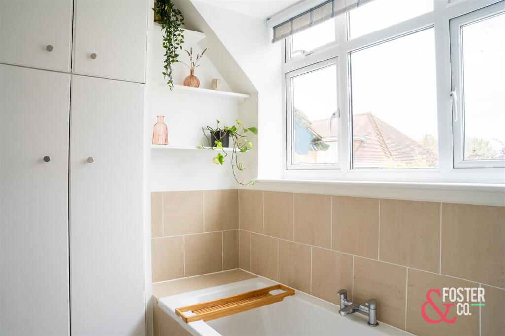 15 SURRENDEN CRESCENT FINSHED EDITS-53.JPG