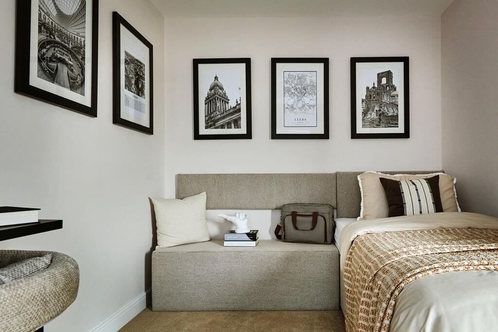 Plenty of room for the family or guests