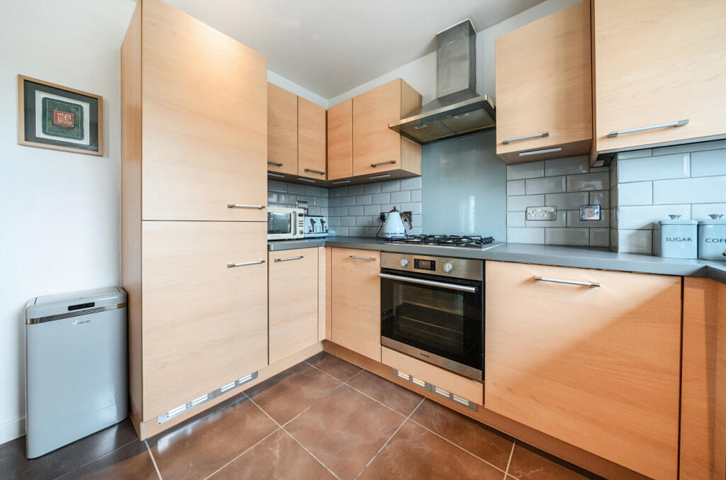 1329556-18-688141...