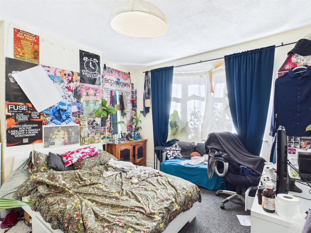 4 bedroom HMO.jpg