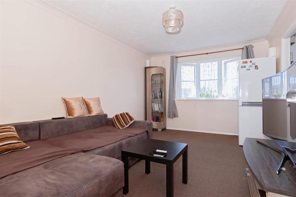 For Sale by Aspire Residential - Dorking Court