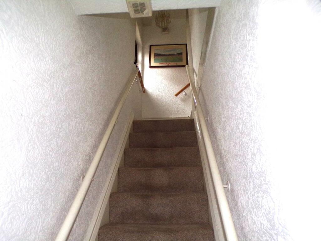 Stairs/Landing