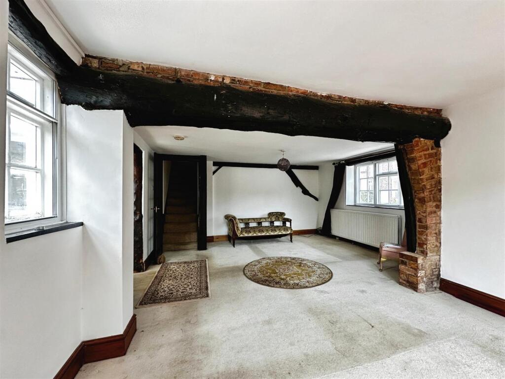 0b90c08e-1-42D1-83E5-CB71C3280B8F-8890-000002E7B17