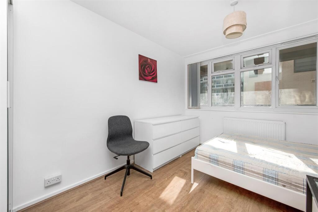 09.09.2021_6-Thornton-House-Townsend-Street-SE17-1