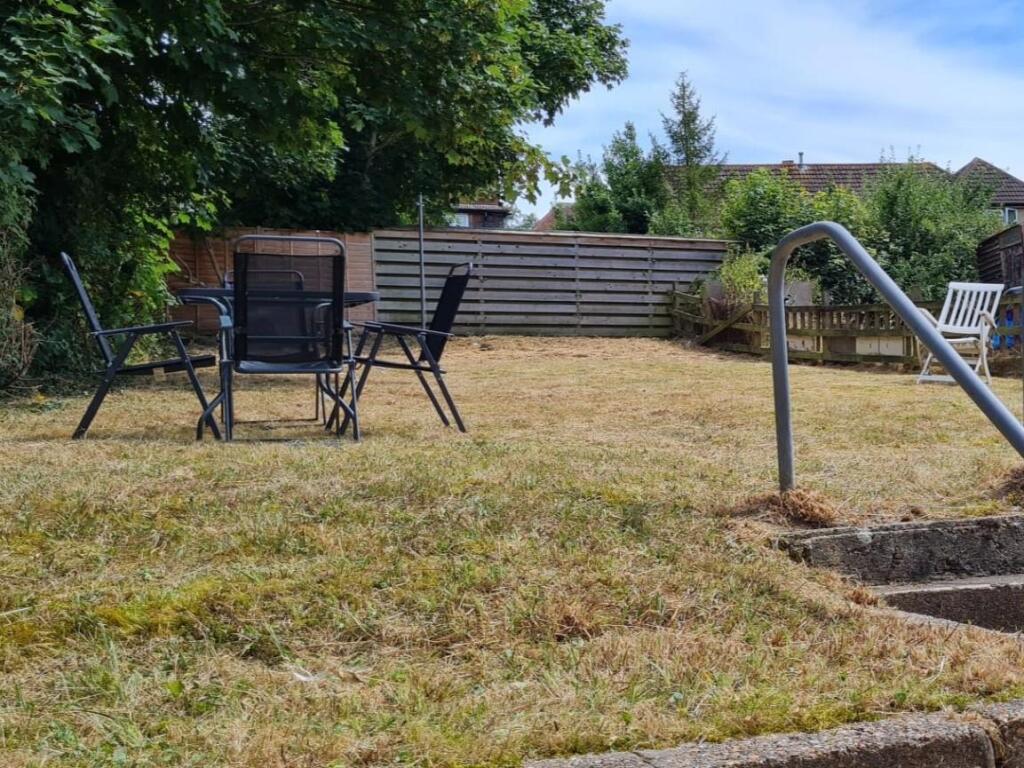 Rear Garden 2.jpeg