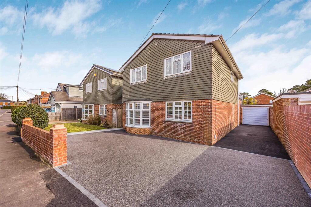 53 Fourth Avenue, Havant-Small-PorticoMarketing-So