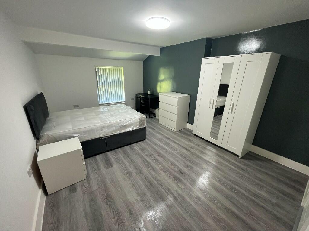 Bed 4