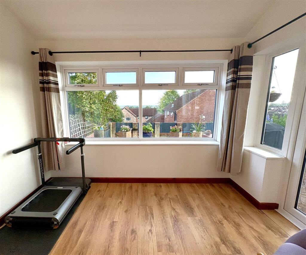 Garden Room.jpg