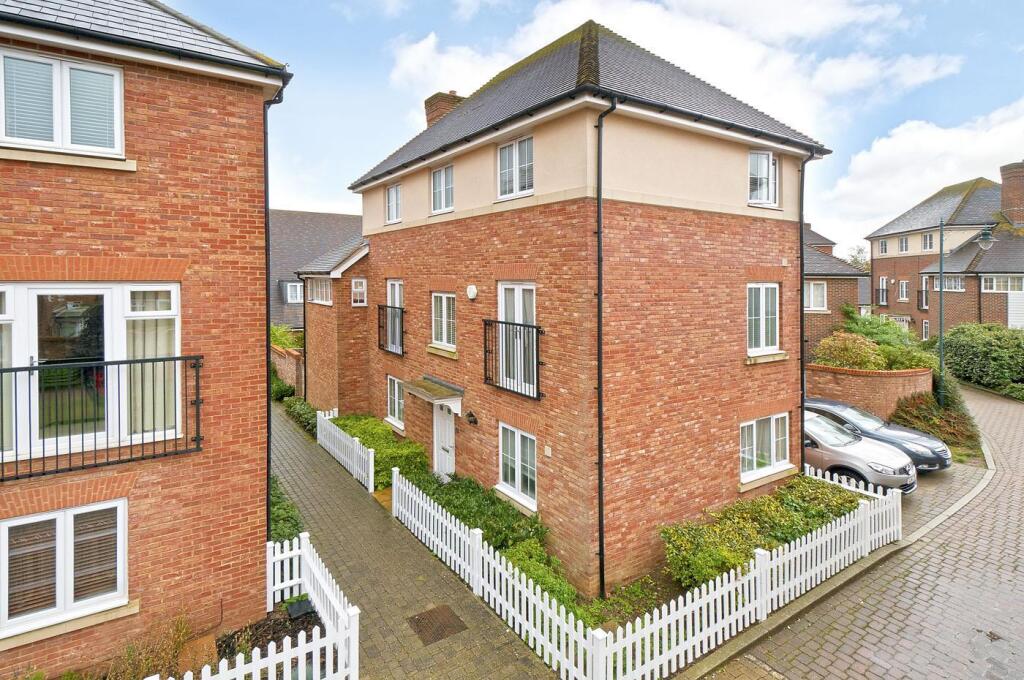 Richmond Avenue 1.jpg