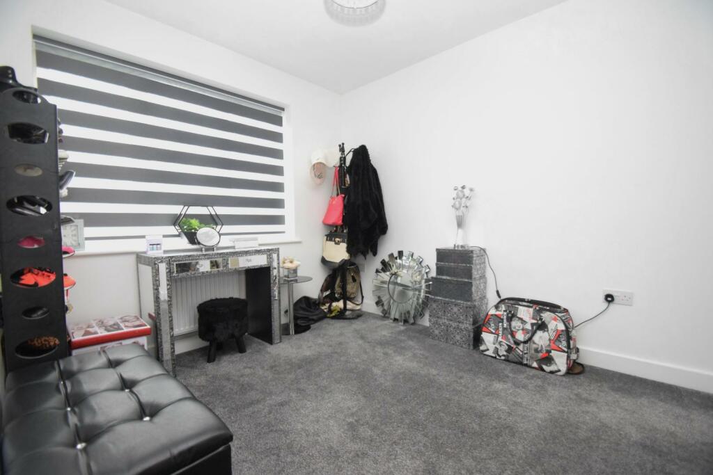 01323 737373