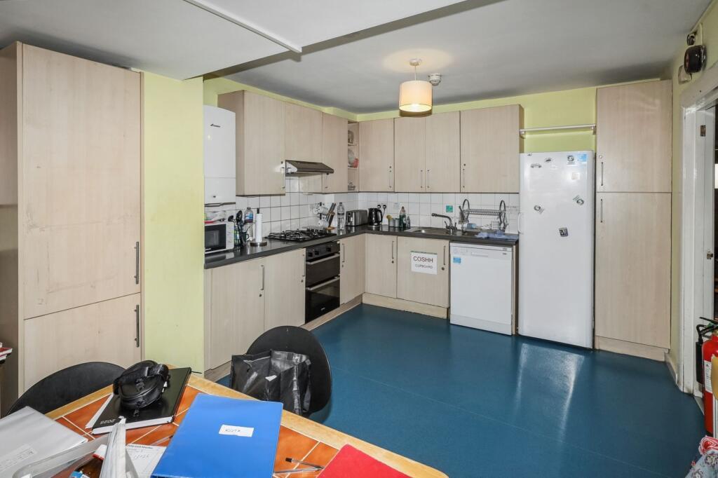 4 Antrim Grove, Belsize Park, London NW3 4XR