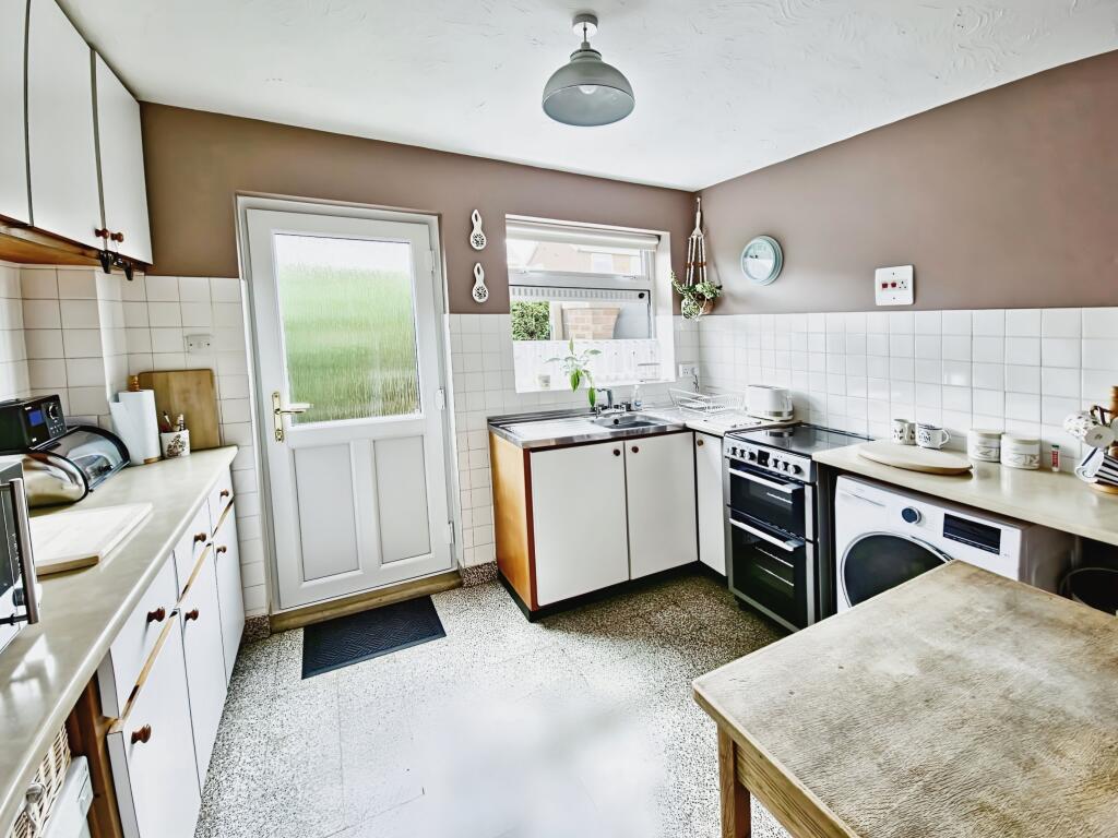 0688a862-15fcd756725bec823e322511f6efe21f8070a2fb_thmb_lg