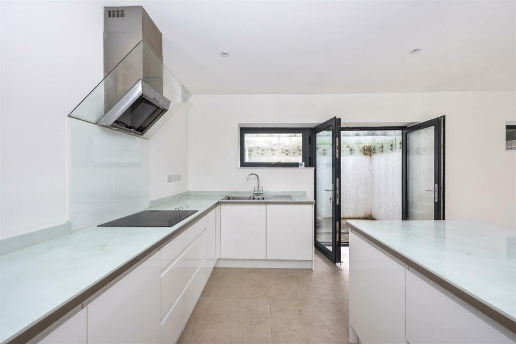 Kitchen/Sitting Room
